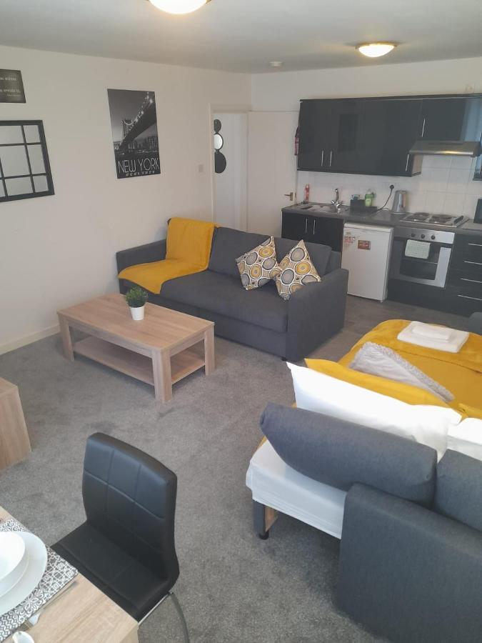 Flat 4 Corner House Apartment Doncaster Bagian luar foto