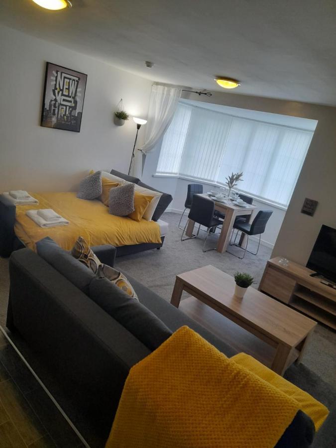 Flat 4 Corner House Apartment Doncaster Bagian luar foto
